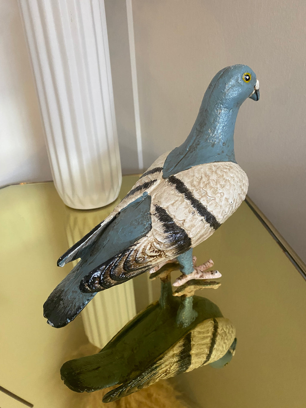 Pigeon - Cast Iron