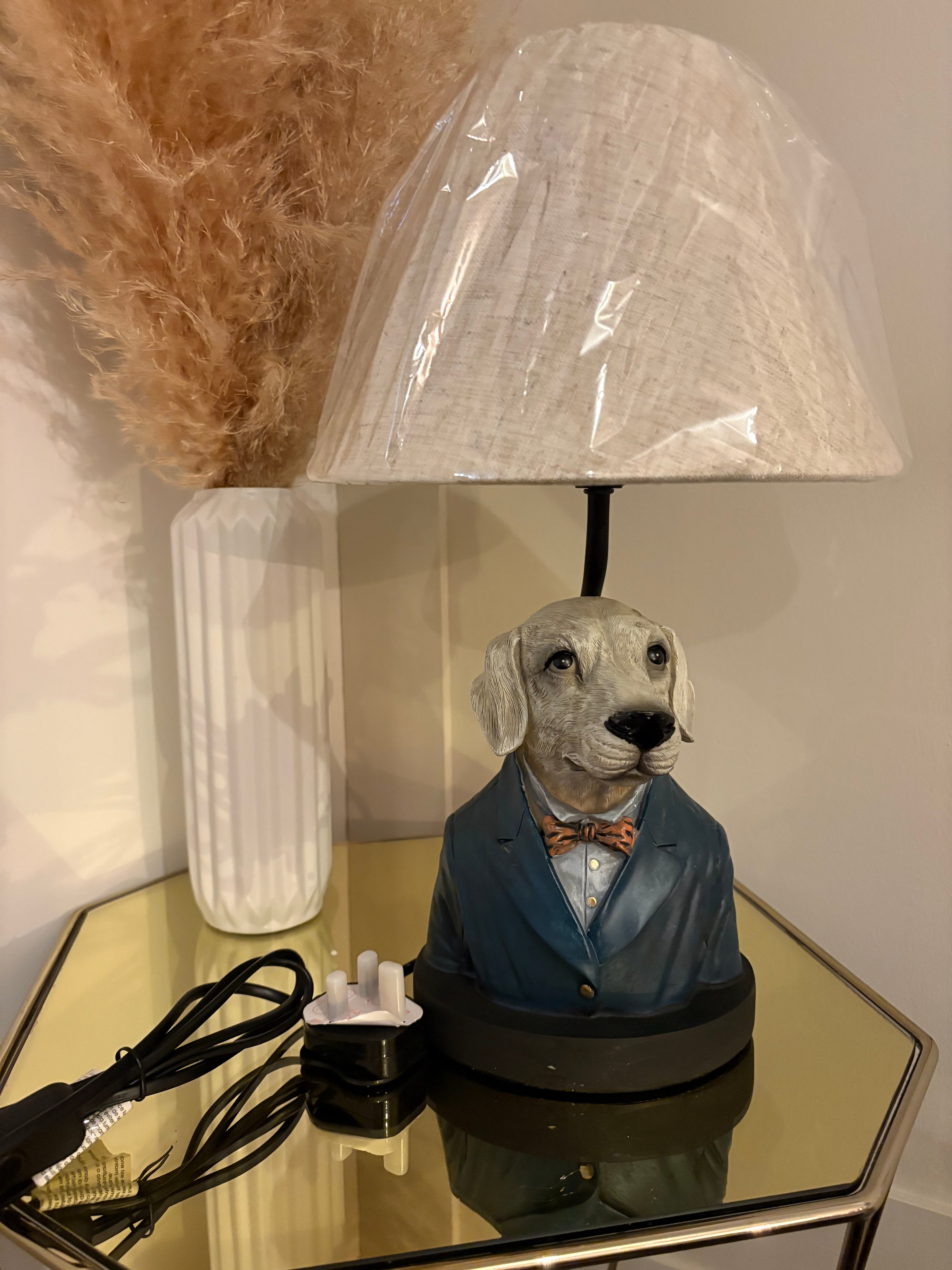 Gentry Labrador Table Lamp