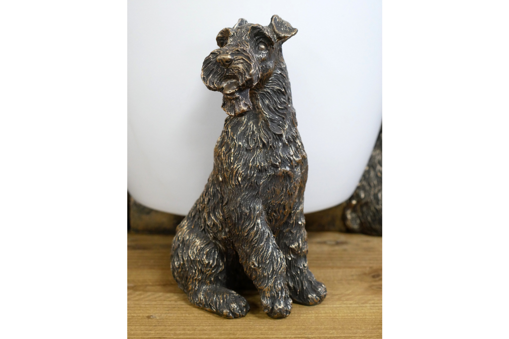 Terrier Plant Pot Stand
